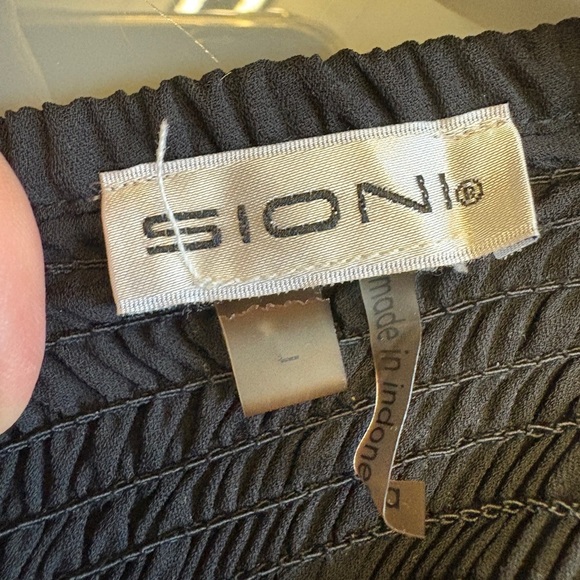 Sioni Black Off-the-Shoulder Flowy Feminine Long Sleeve Blouse womens size Large - Picture 6 of 9